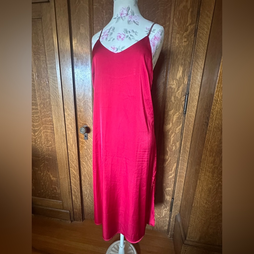 NICOLE MILLER Women's Satiny Fabric Bling Straps Nightgown, Size S